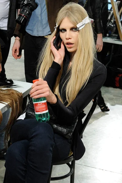 Look 7
